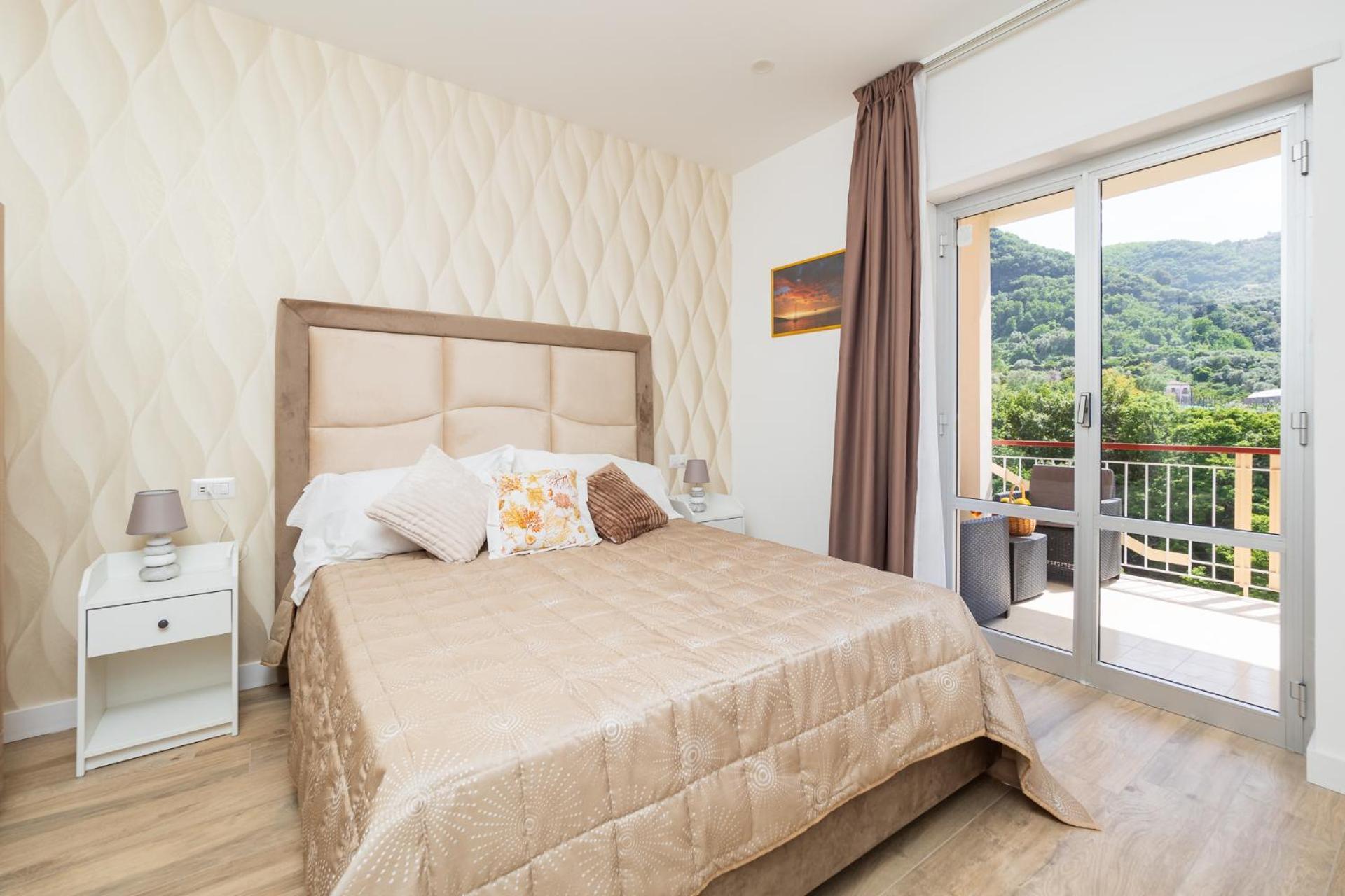 Nonno Angelo - 4 Bedrooms With Free Parking & Seaview Balcony Sorrento Exterior photo