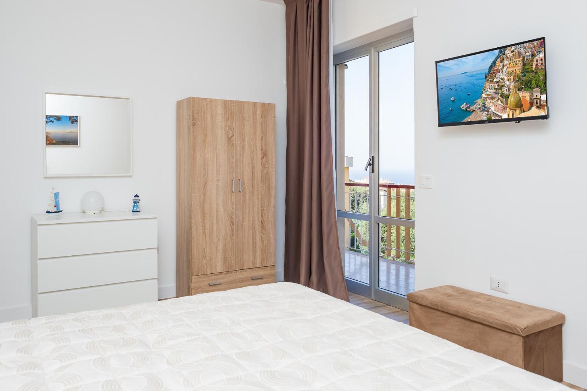 Nonno Angelo - 4 Bedrooms With Free Parking & Seaview Balcony Sorrento Exterior photo