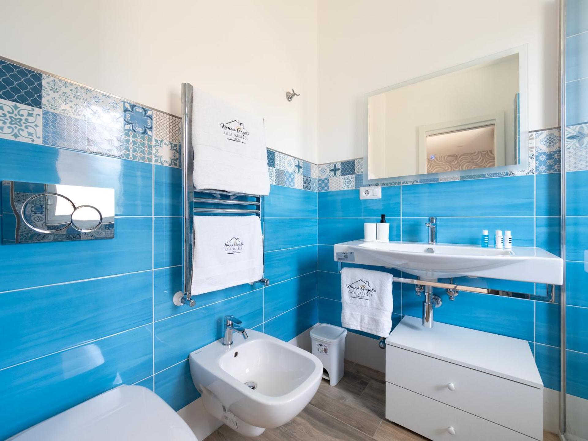 Nonno Angelo - 4 Bedrooms With Free Parking & Seaview Balcony Sorrento Exterior photo