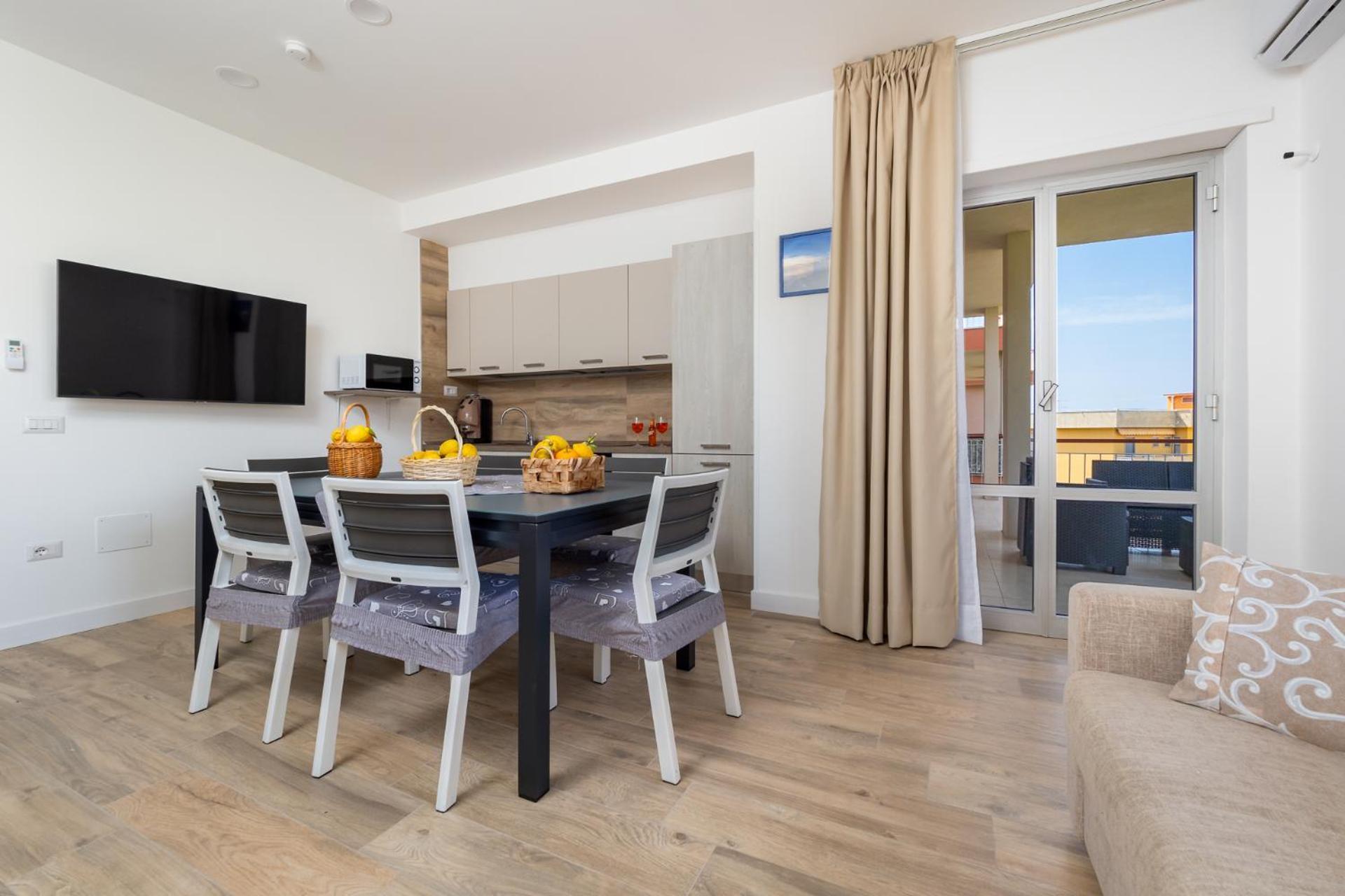 Nonno Angelo - 4 Bedrooms With Free Parking & Seaview Balcony Sorrento Exterior photo